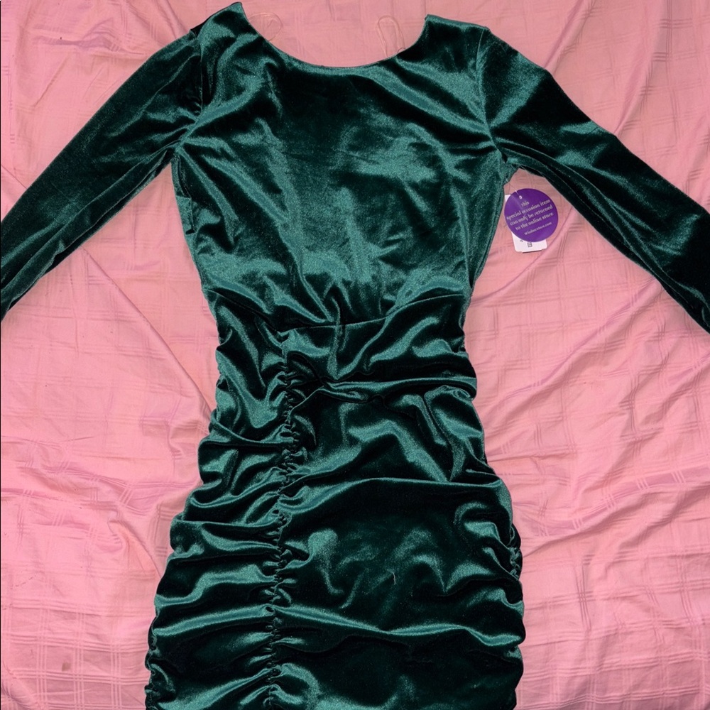 Windsor Emerald sundae Velvet backless Dress